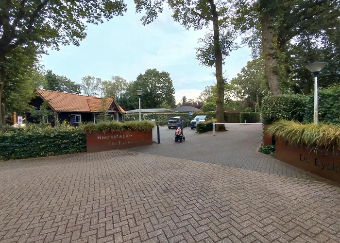 Bos Chalet Natura - Veluwe Putten - naast Saunadrome - 2 gratis e bikes Chalet *